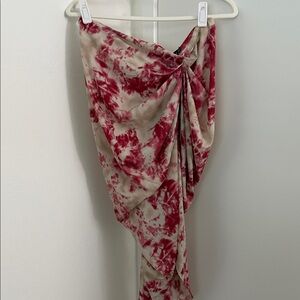 PrettyLittleThing Floral Skirt